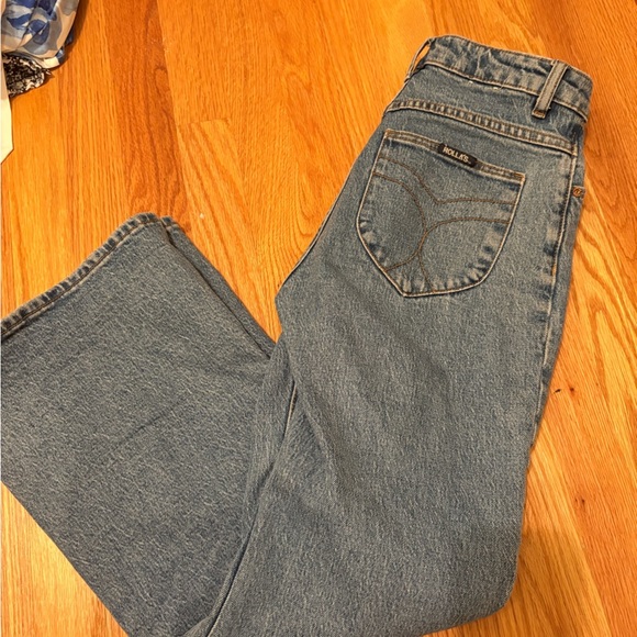 Rolla’s Straight Leg Light Wash​ - Picture 1 of 4